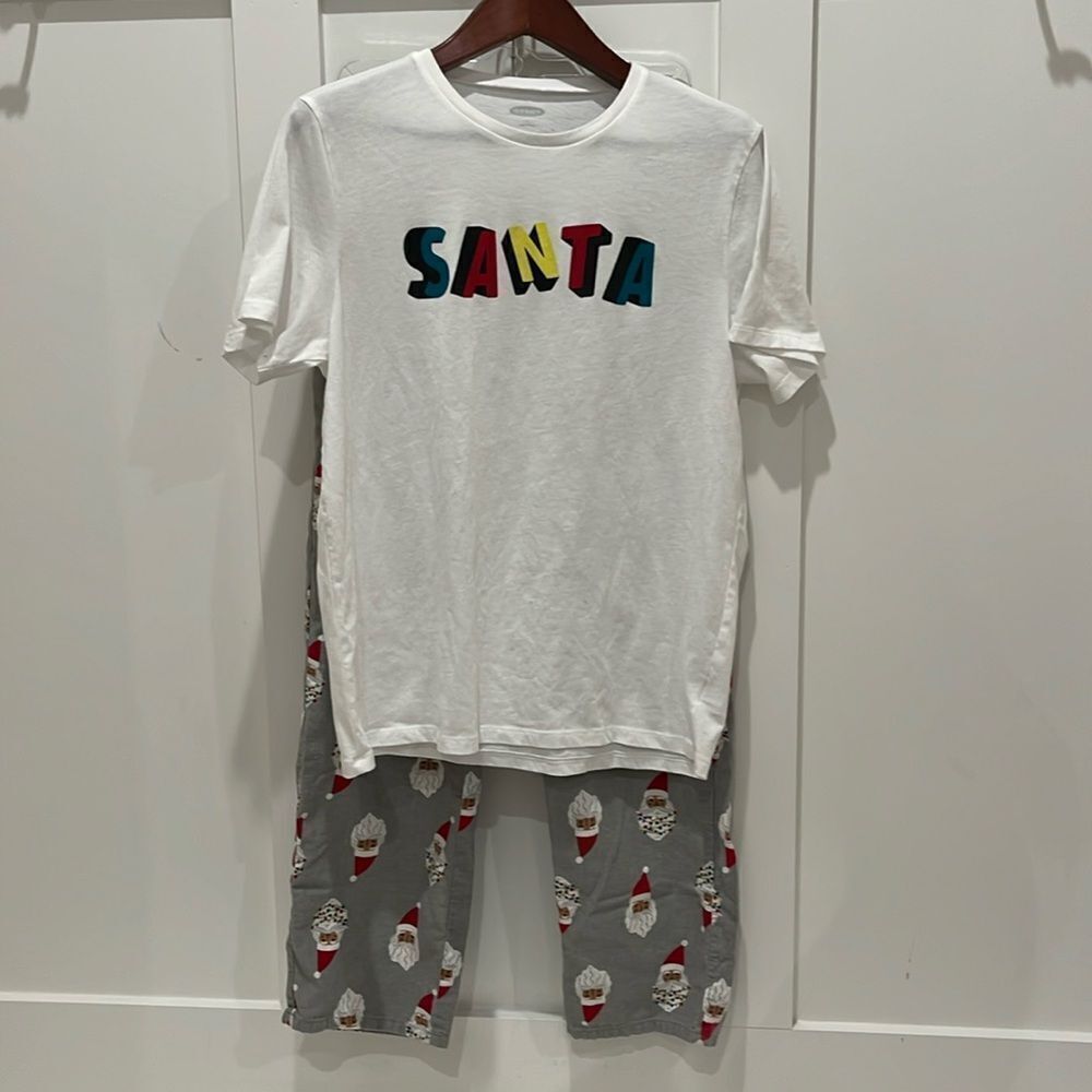 FREE w/2 Bundle Purchase
Unisex Santa Pajamas